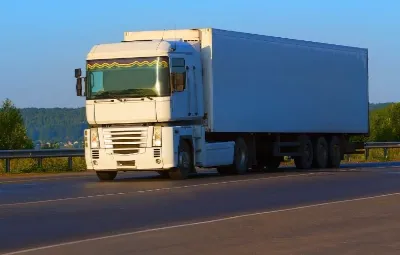 İzmir ile Ayakapı Arası Öğrenci Eşyası Taşıma